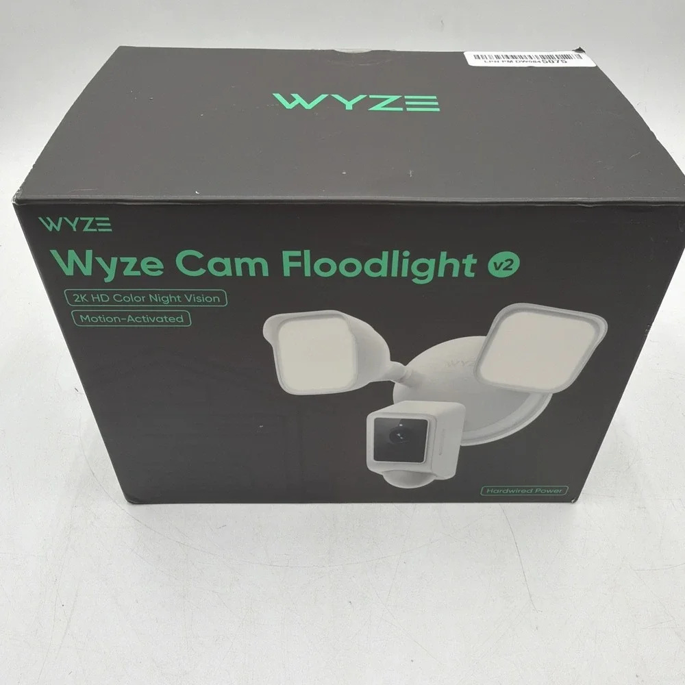 Wyze Cam Floodlight V2 Motion-Activated 2K HD Color Night Vision Camera